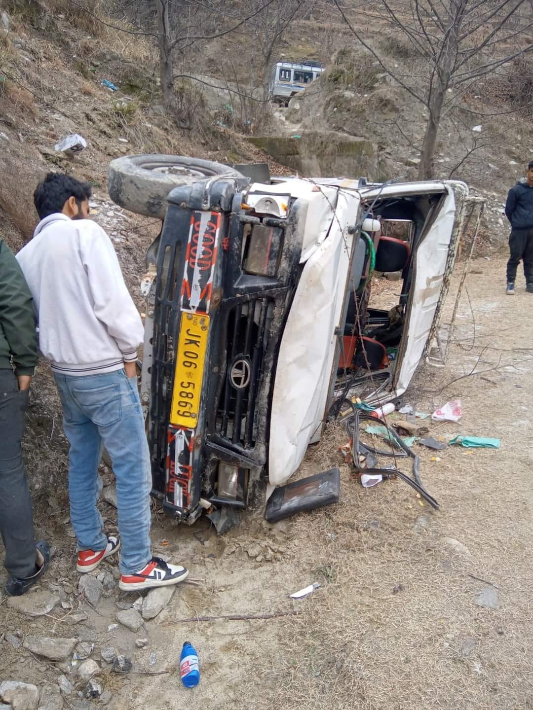 '12 injured in Doda road accident'